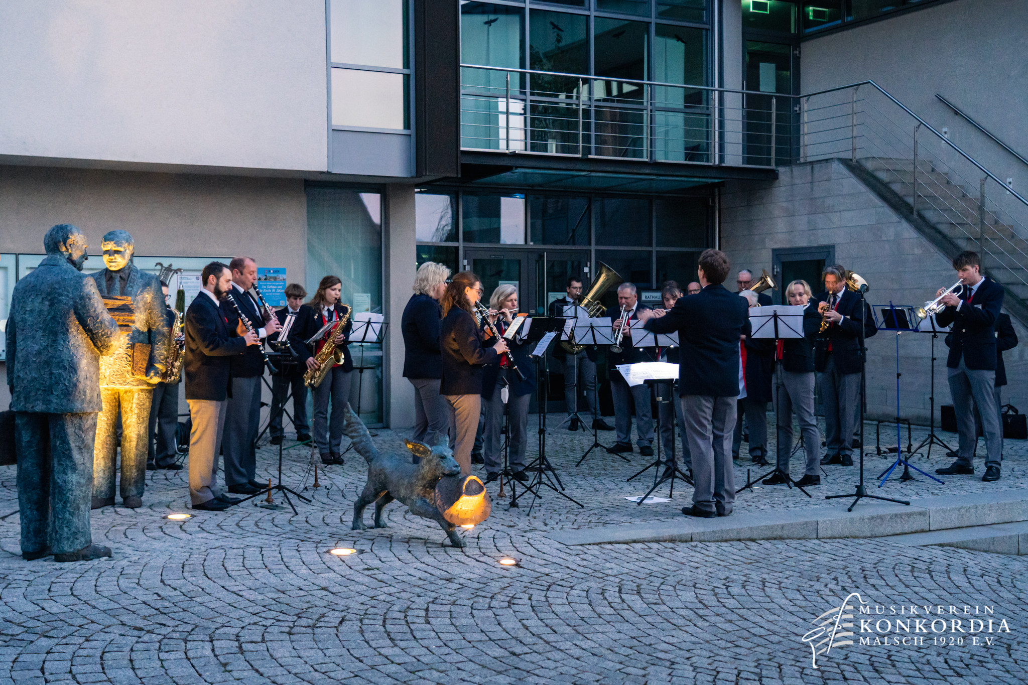 Die Musikkapelle beim Zapfenstreich